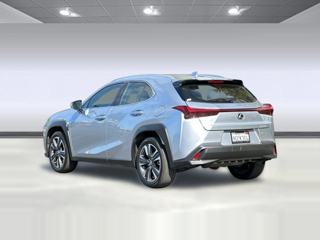 2023 LEXUS UX 250h photo 2