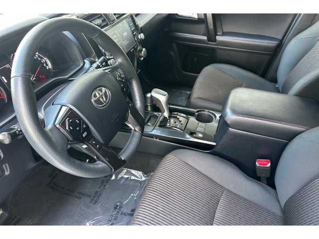 2024 Toyota 4Runner TRD photo 4