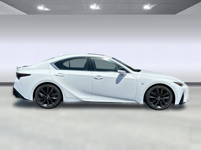 2023 Lexus IS 350 F SPORT - Photo 7