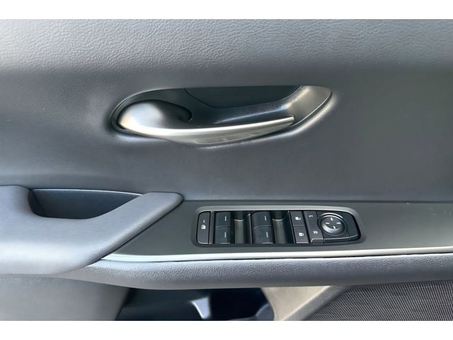 2026 Lexus UX Hybrid 300h Premium - Photo 12