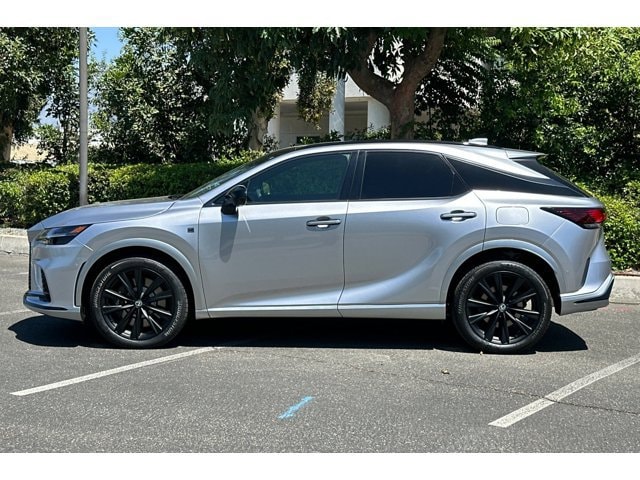 2026 Lexus RX 500h F-Sport - Photo 2