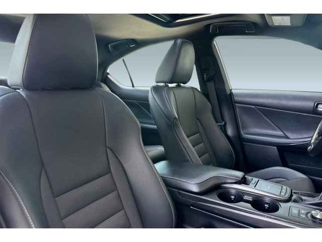 2023 Lexus IS 350 F SPORT - Photo 31