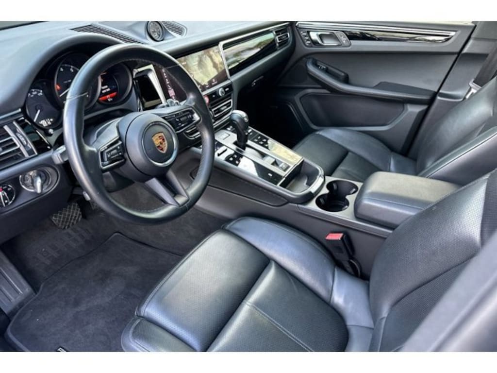 Used 2022 Porsche Macan SUV