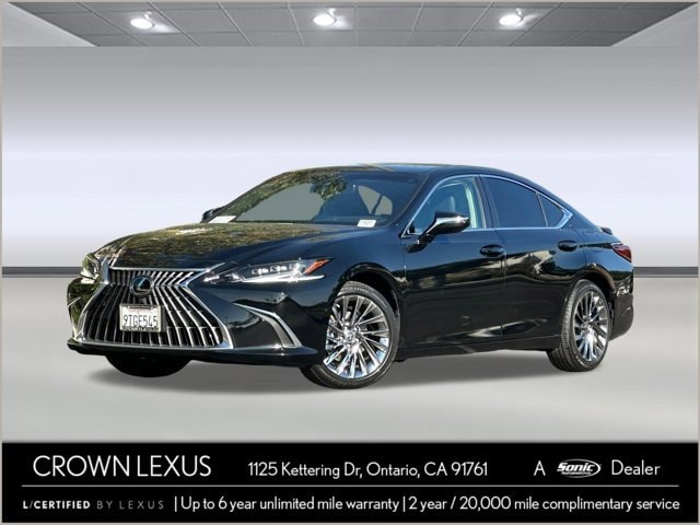 2024 Lexus ES Hybrid 300h Luxury's photo