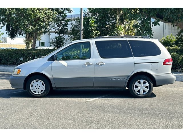 Used 2003 Toyota Sienna CE with VIN 4T3ZF19C43U522297 for sale in Ontario, CA