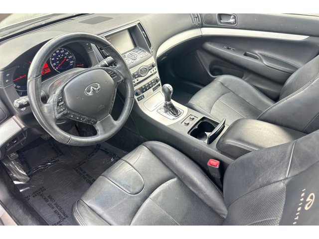 2009 Infiniti G37 Journey photo 3