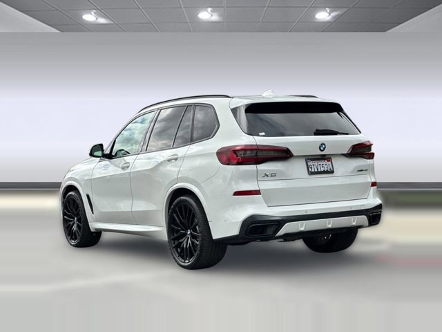 2022 BMW X5 sDrive40i photo 2