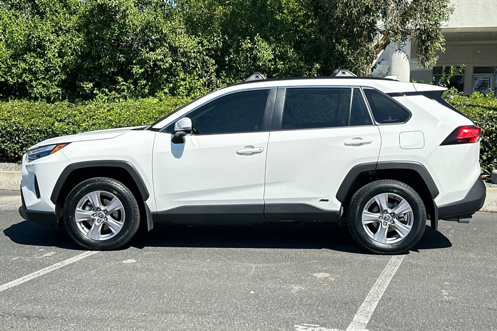 Used 2025 Toyota RAV4 Hybrid LE SUV