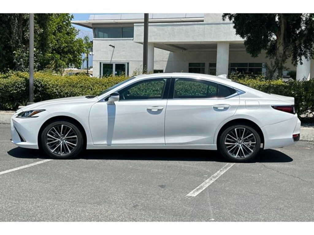 Certified 2023 Lexus ES 250 Sedan