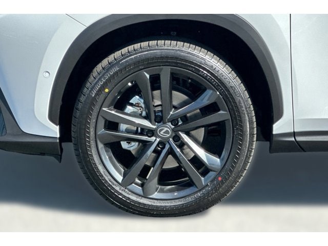 2026 Lexus NX 450h+ Luxury - Photo 12