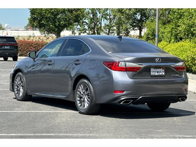 2018 LEXUS ES 350 photo 2