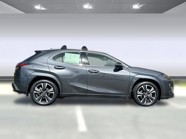 2026 Lexus UX Hybrid 300h Premium - Photo 7