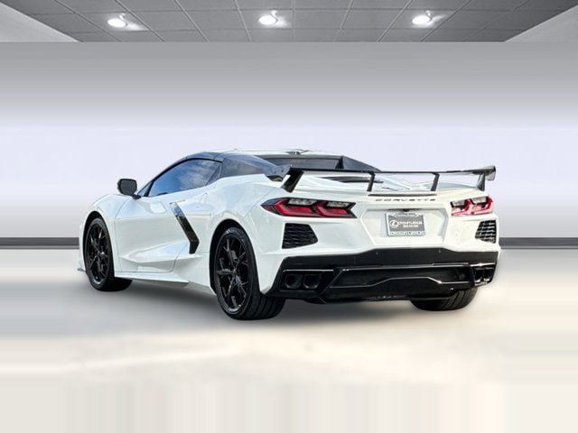 2025 Chevrolet Corvette Stingray Stingray w/3LT photo 2