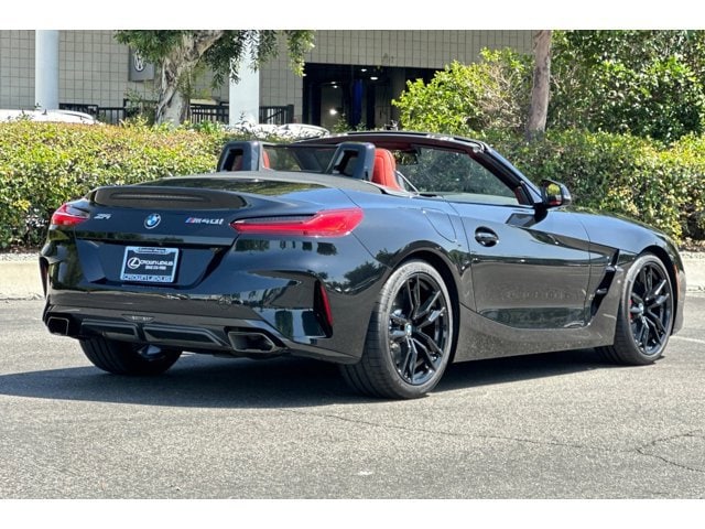 2024 BMW Z4 M40i photo 3