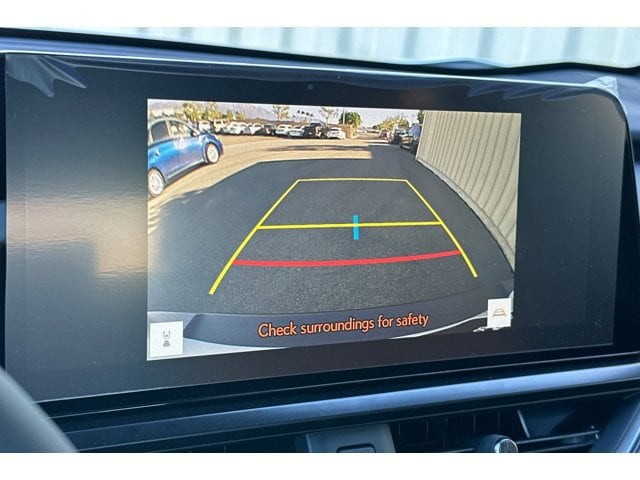 2025 Lexus UX 300h Premium - Photo 22