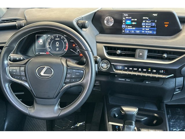2019 Lexus UX 200 photo 3