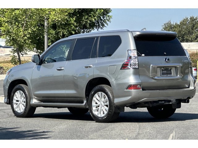 2021 Lexus GX 460 Premium photo 3