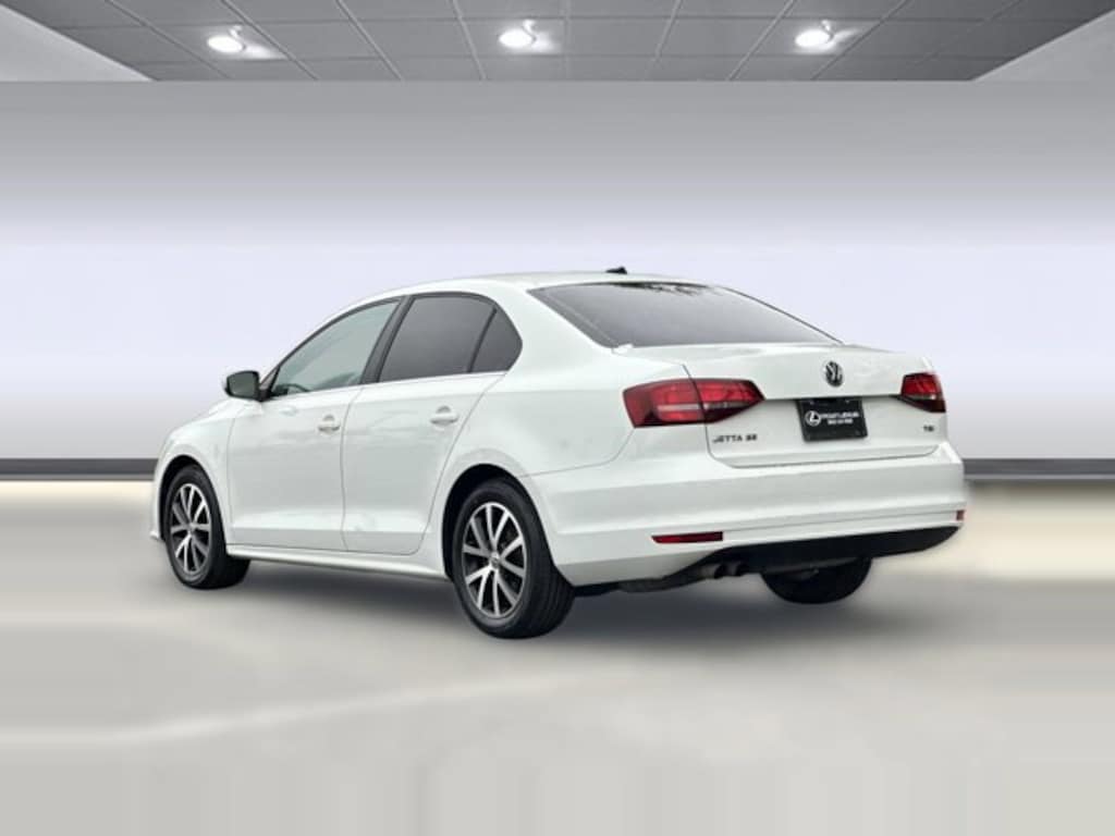 Used 2017 Volkswagen Jetta 1.4T SE Sedan