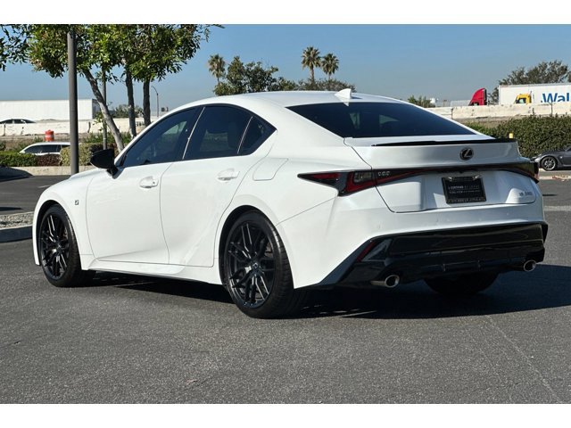 2024 Lexus IS 350 F SPORT photo 3