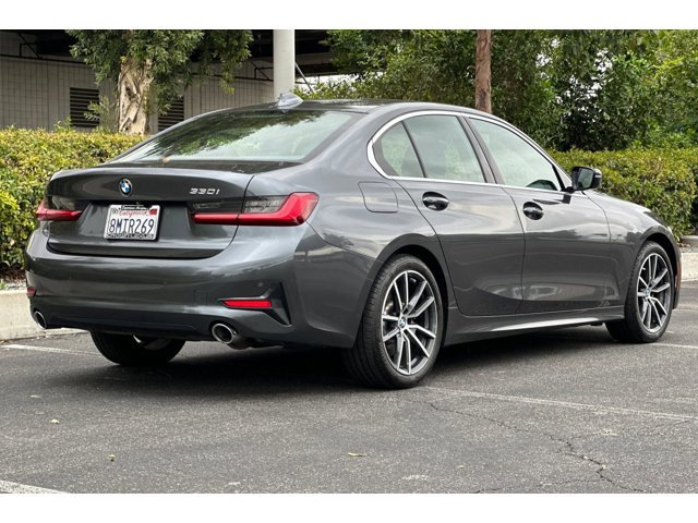 2019 BMW 330i photo 3