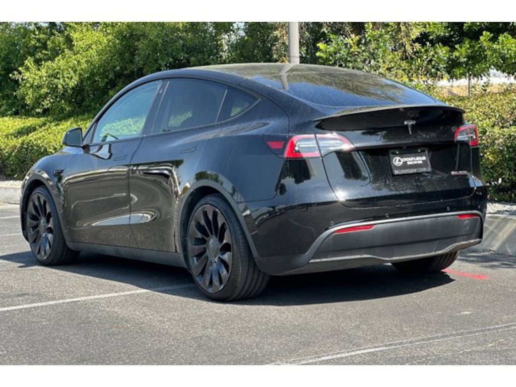 Used 2022 Tesla Model Y Performance SUV