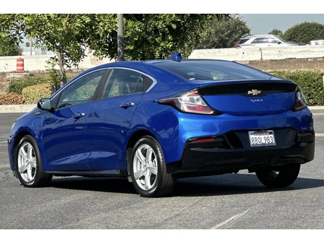 2018 Chevrolet Volt LT photo 3