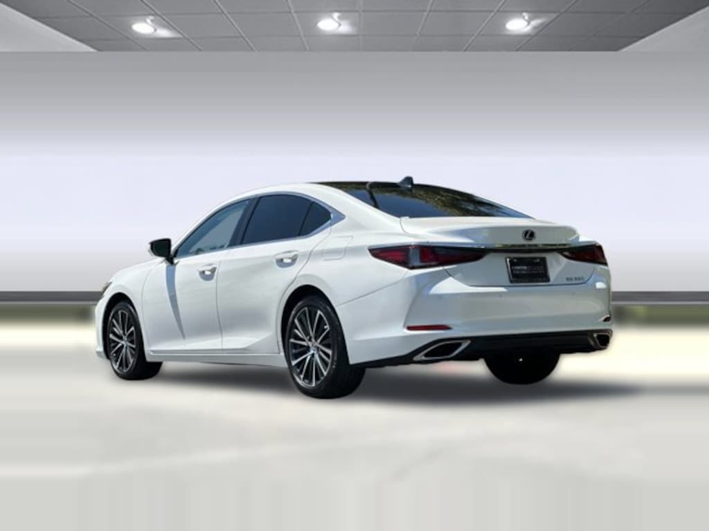 Used 2024 Lexus ES 350 Sedan