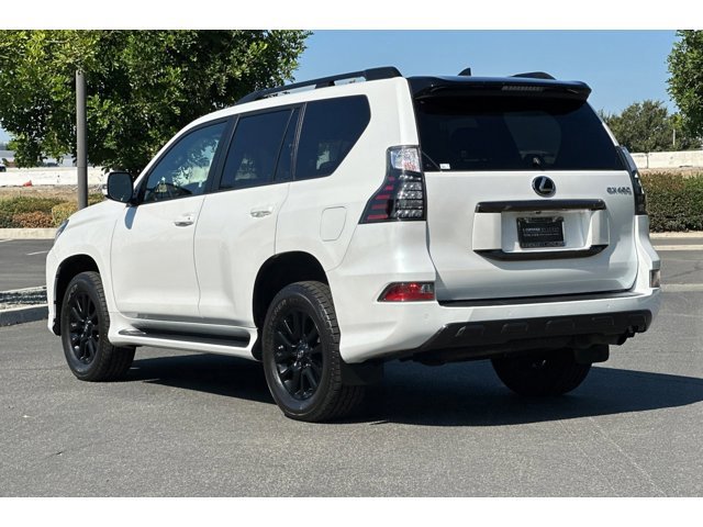 2023 Lexus GX 460 Premium photo 3