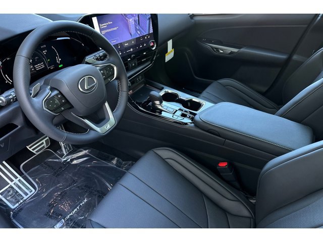 2026 Lexus NX 350h F SPORT Handling AWD photo 3