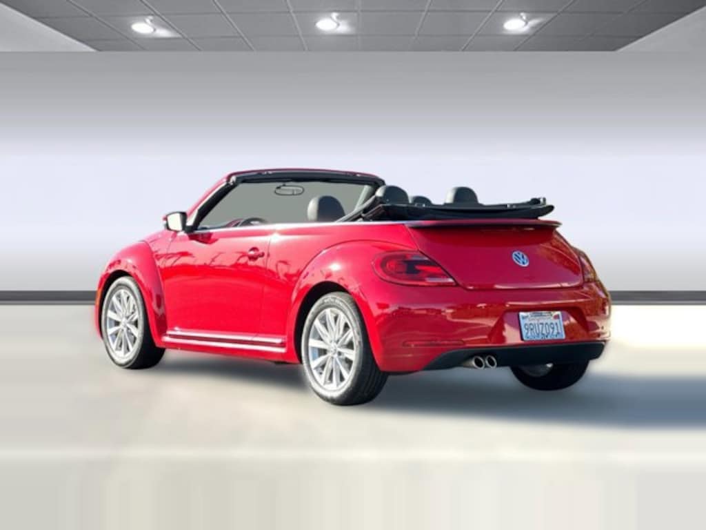 Used 2013 Volkswagen Beetle 2.5L w/PZEV Convertible