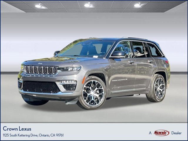 2023 Jeep Grand Cherokee Summit Reserve's photo