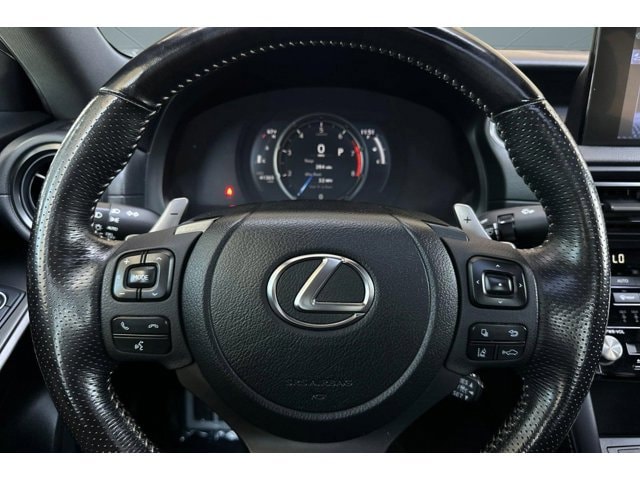 2023 Lexus IS 350 F SPORT - Photo 17