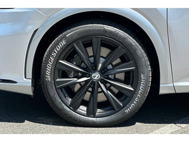 2026 Lexus RX 500h F-Sport - Photo 13