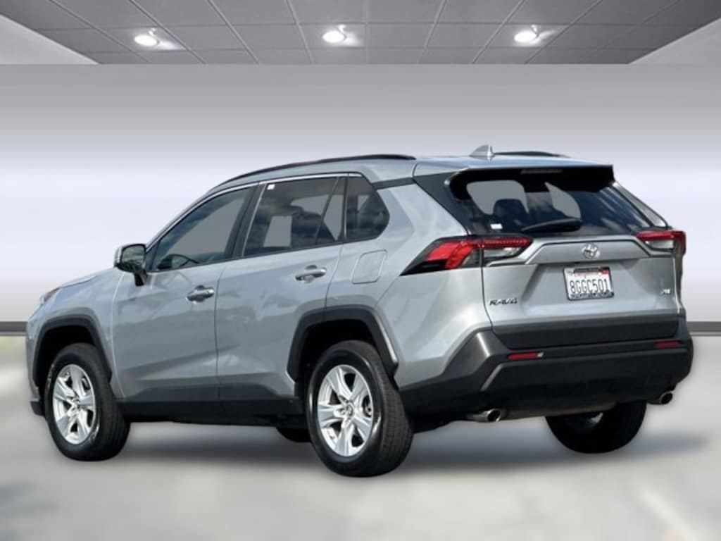 Used 2019 Toyota RAV4 XLE SUV