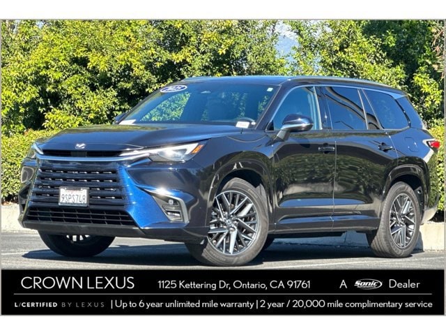 2025 Lexus TX Luxury's photo