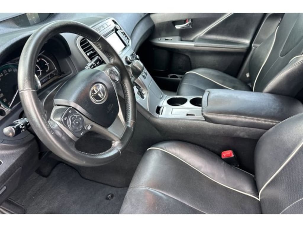 Used 2013 Toyota Venza XLE Crossover