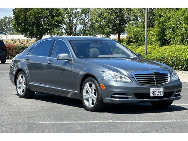 2010 Mercedes-Benz S-Class S550 4MATIC photo 5