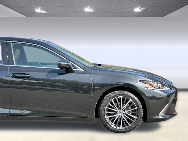 2025 Lexus ES Hybrid 300h - Photo 34