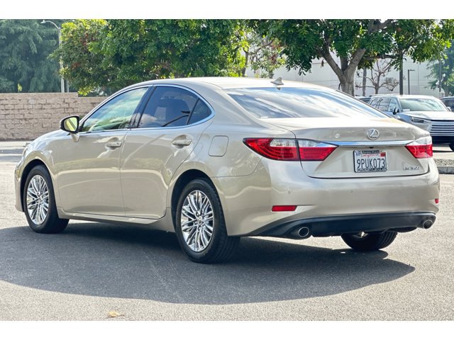 2013 Lexus ES 350 photo 3
