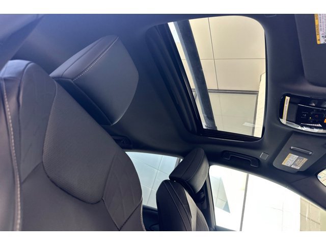 2025 Lexus RX 350 - Photo 26