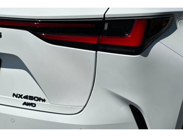 2026 Lexus NX 450h+ Premium - Photo 12