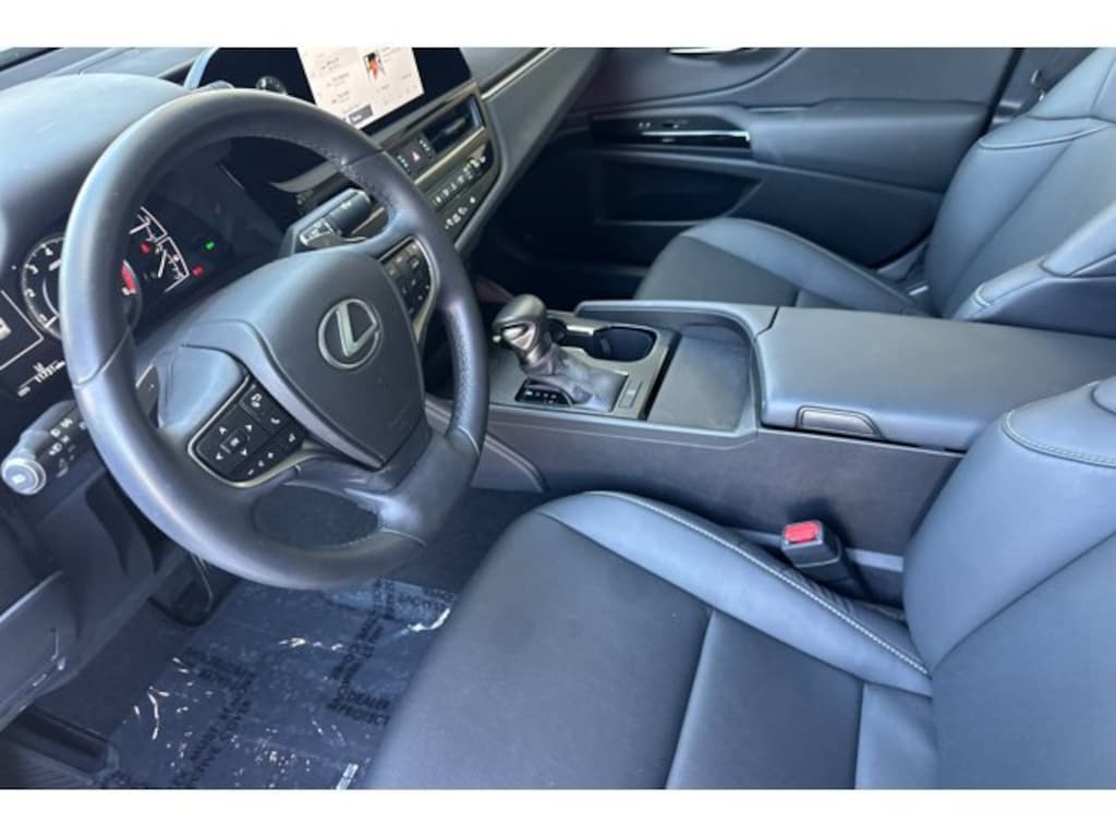 Certified 2025 Lexus ES 350 Base Sedan