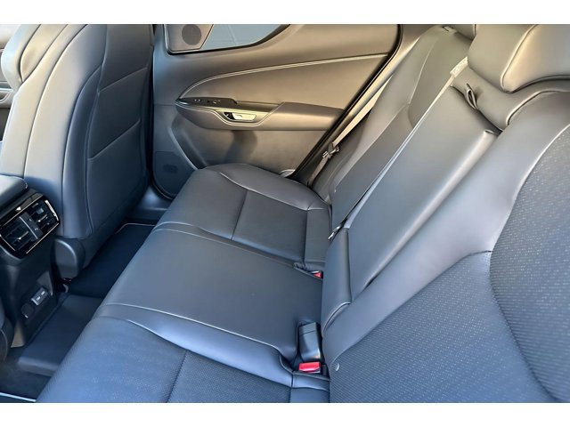 2026 Lexus NX PHEV 450h+ - Photo 23