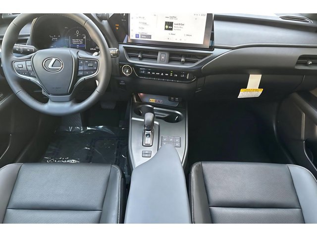 2026 Lexus UX Hybrid 300h Premium - Photo 14
