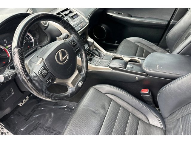 2017 Lexus NX 200t F SPORT photo 4