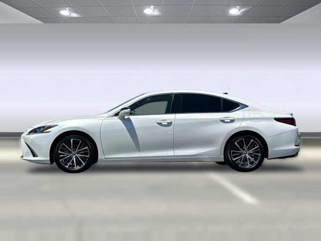 Used 2024 Lexus ES 350 Sedan