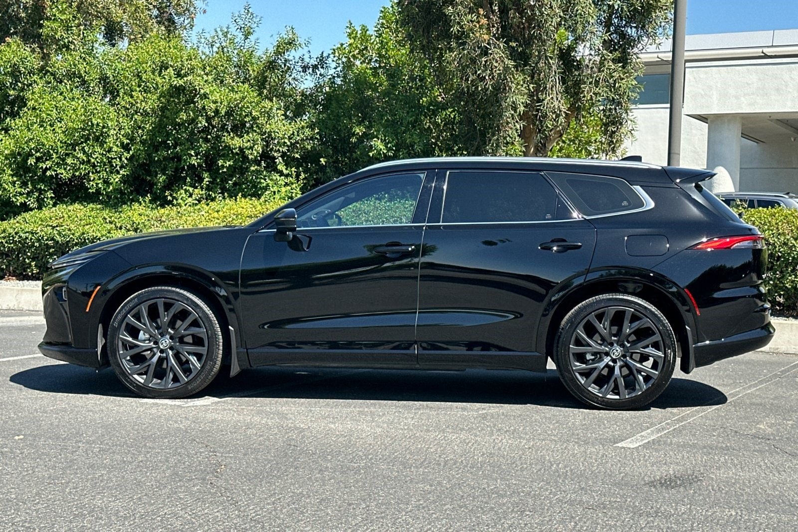 2026 Toyota Crown Signia Limited SUV