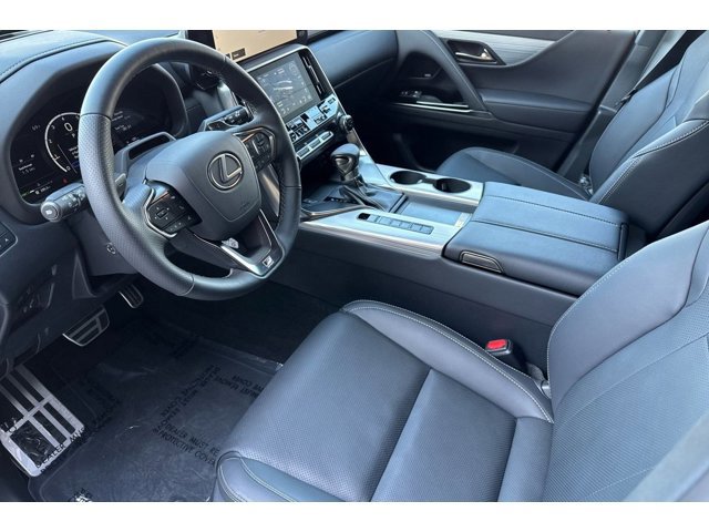 2025 Lexus LX 600 F SPORT Handling photo 4
