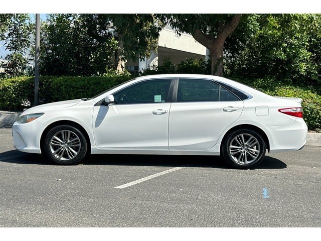 Used 2015 Toyota Camry LE with VIN 4T1BF1FK8FU497866 for sale in Ontario, CA