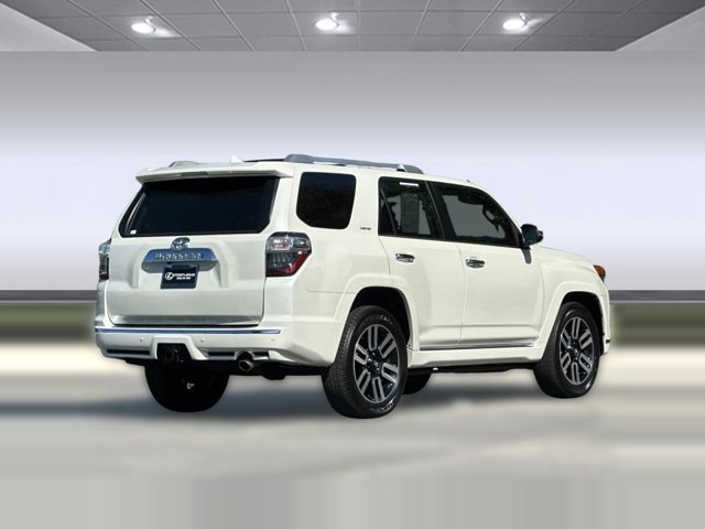 2022 Toyota 4Runner Limited photo 3